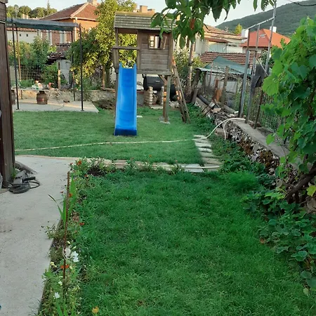 게스트하우스 търнова, Guest